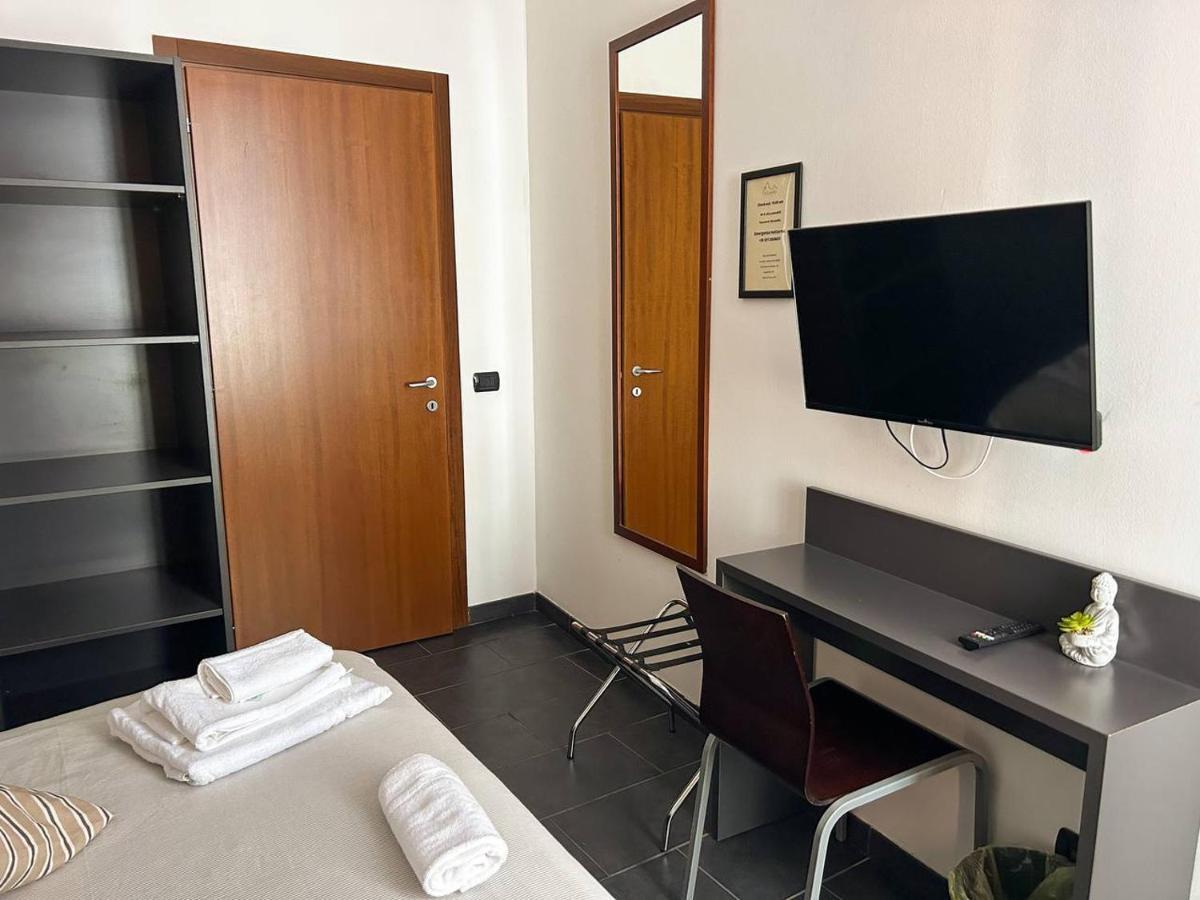 Al Castello Hotel Ferrara Exterior photo